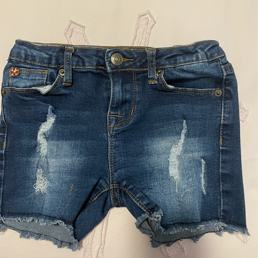 Girls Distressed Hudson Jean shorts